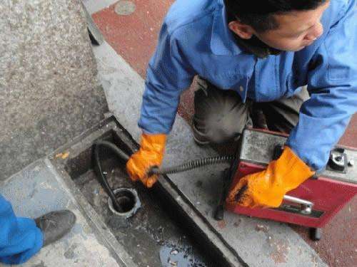 兴城疏通下水道