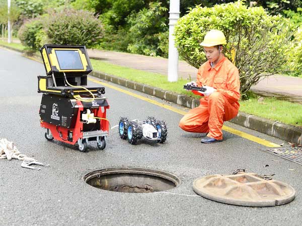 兴城管道机器人检测